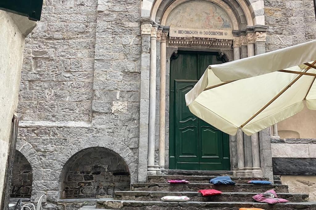 La Ringhiera Di San Cosimo Apartment Genoa Bagian luar foto